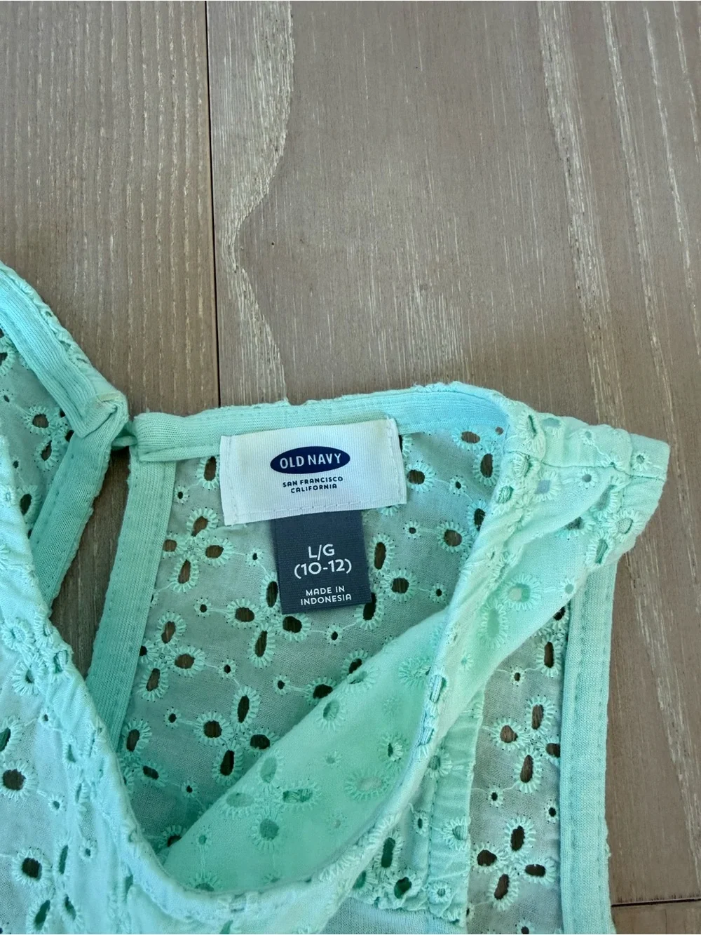 Old Navy Mint and Coral Sleeveless Eyelet Yoke Tank Tops